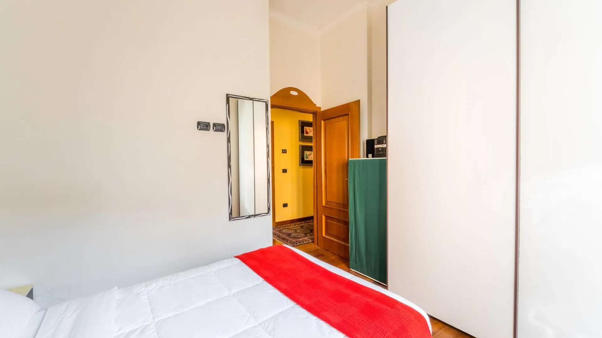 Dimora Esedra, Historical Flat In The Heart Of Rome Apartment Italy